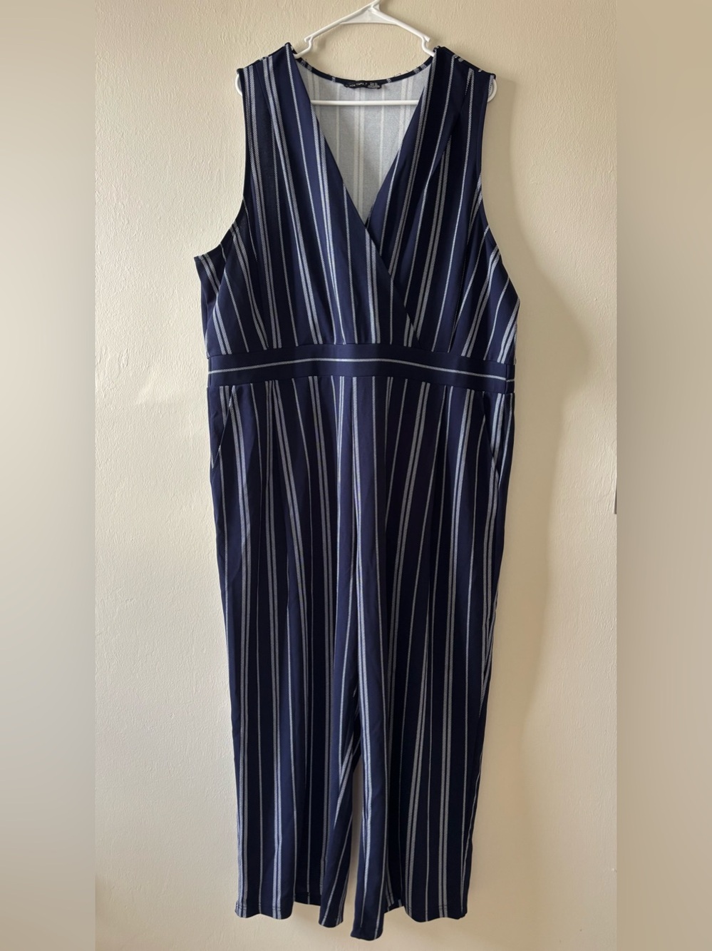 Black Tape_ Women’s Jumpsuit Size 2X Navy and White Stripe NEW
